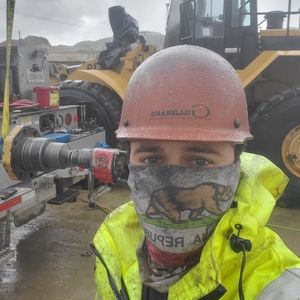 Meet your Posher, Kenneth